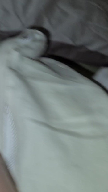 La moglie miLF incinta scopa mentre tradisce con straniero per un'ora e riceve due creampie nei suoi pantaloncini figa 79