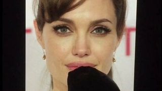 Сперма на Angelina Jolie