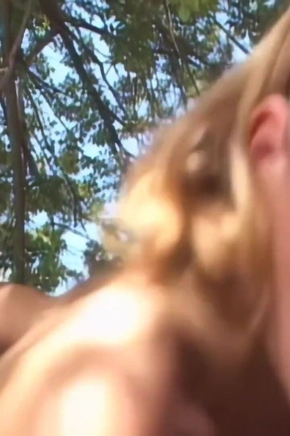 Hanna Harper: kongkek pantat kecil saya dengan zakar besar awak