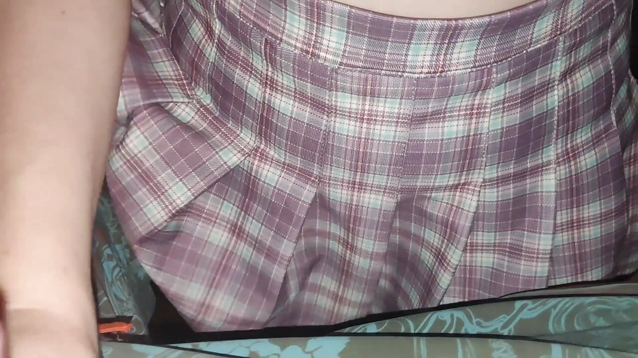 La boca y la vagina del padrastro follan a su hijastra de 18 años - tabooroom