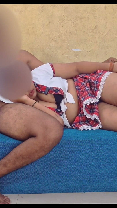 Üniversiteli ki ladki ko mila üvey baba ka lund | Klip 2