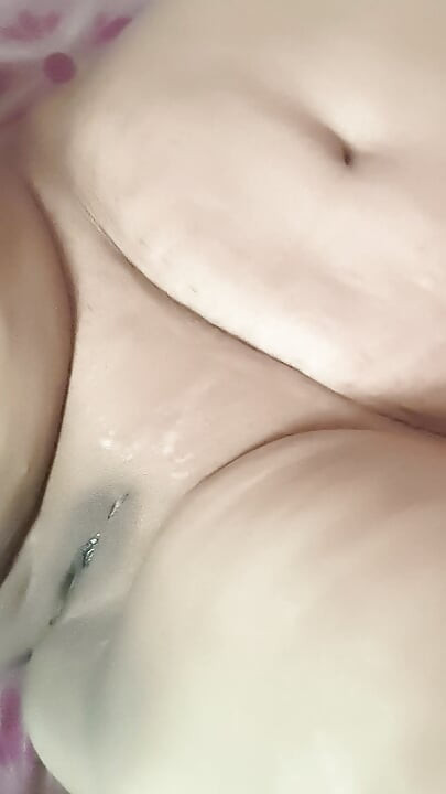 Riya bhabhi ke sath oral sex