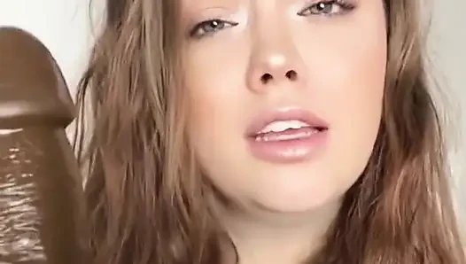 Çıplak/sfw deri kadın egemenliği bakış açısı