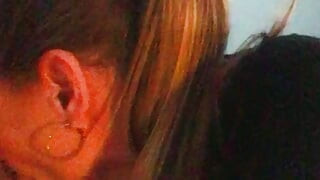 クレイジーな一撃は激しく乱雑に襲う