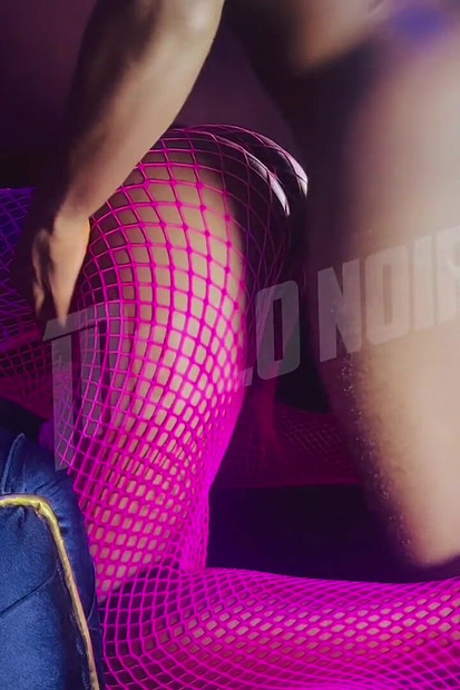 Gracing on This Black Dick