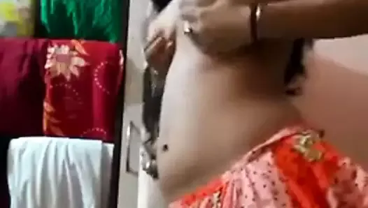 Bangladeshi girl fingering