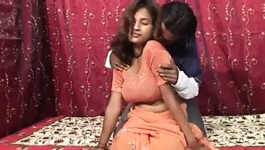 Films de sexe indiens de filles avec leurs copains
