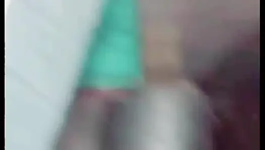 Sikişmeye hazırsan, bırak saçımı temizleyeyim.