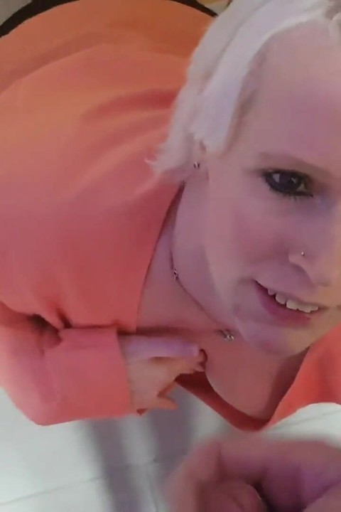 CFNM Blowjob and Cum Swallowing