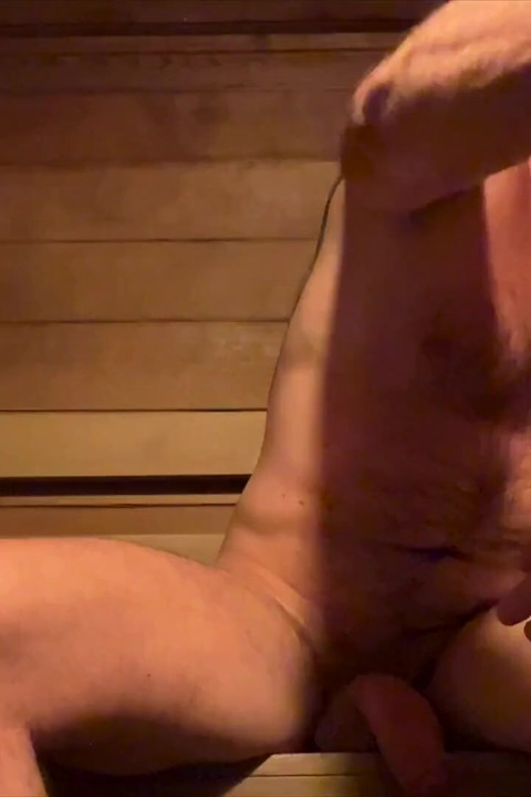 Jacking off in the Hotel Sauna