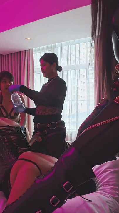 Sissy Slut Pegged by 4 Asian Dommes
