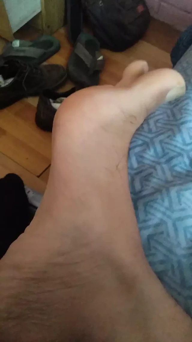 Feet for you to smell