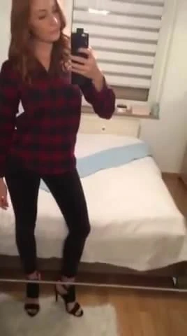 Model Anja shows uns her sexy Feet in Heels again