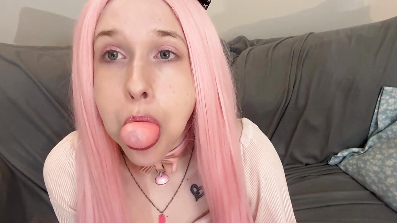 Bratty Bubblegum Slut Blowing Bubbles