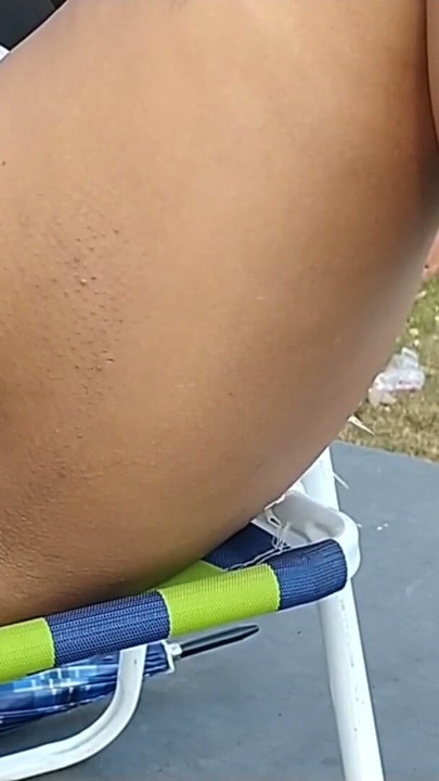 finger på like og cameltoe | Klip 1