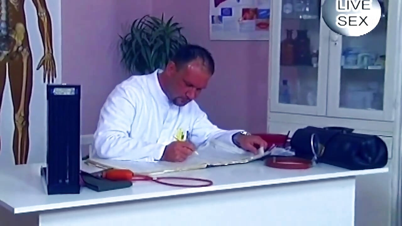 Blonde Patient Sucks Doctor Cock Before Hard Floor Fuck