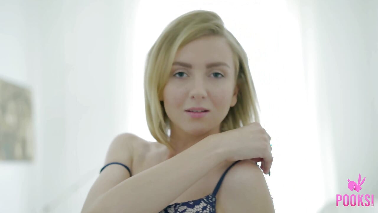 College Blondie Stella Fucks Vibrator And Has Intense Orgasm