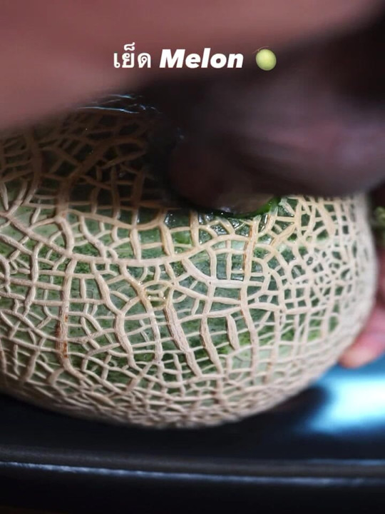 Fuck melon cum inside