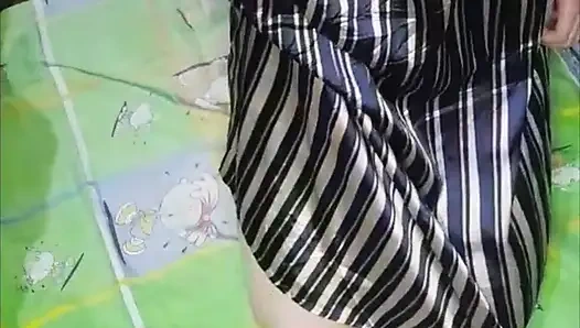 ДЕВУШКА МАСТУРБИРУЕТ ПОСЛЕ ИГРЫ