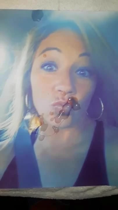 Cumshot tribute for sexy blonde Tara
