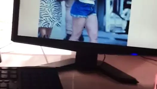 Hilary duff boşalma anısına