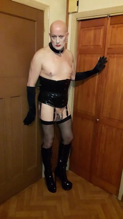 EXPOSED SISSY FAGGOT