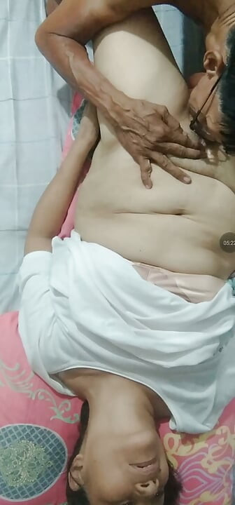 Top to bottom shots .eating pussy so creamy