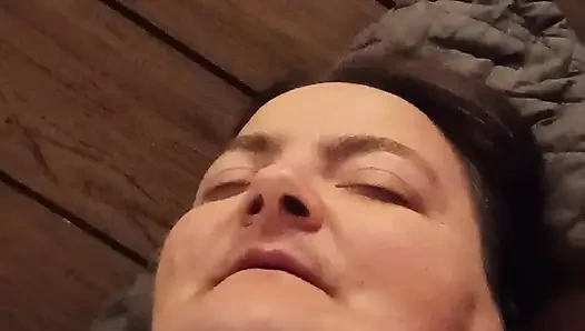 Erkek arkadaşımın büyük yarağını özledim, bu yüzden kendimle eğlenin