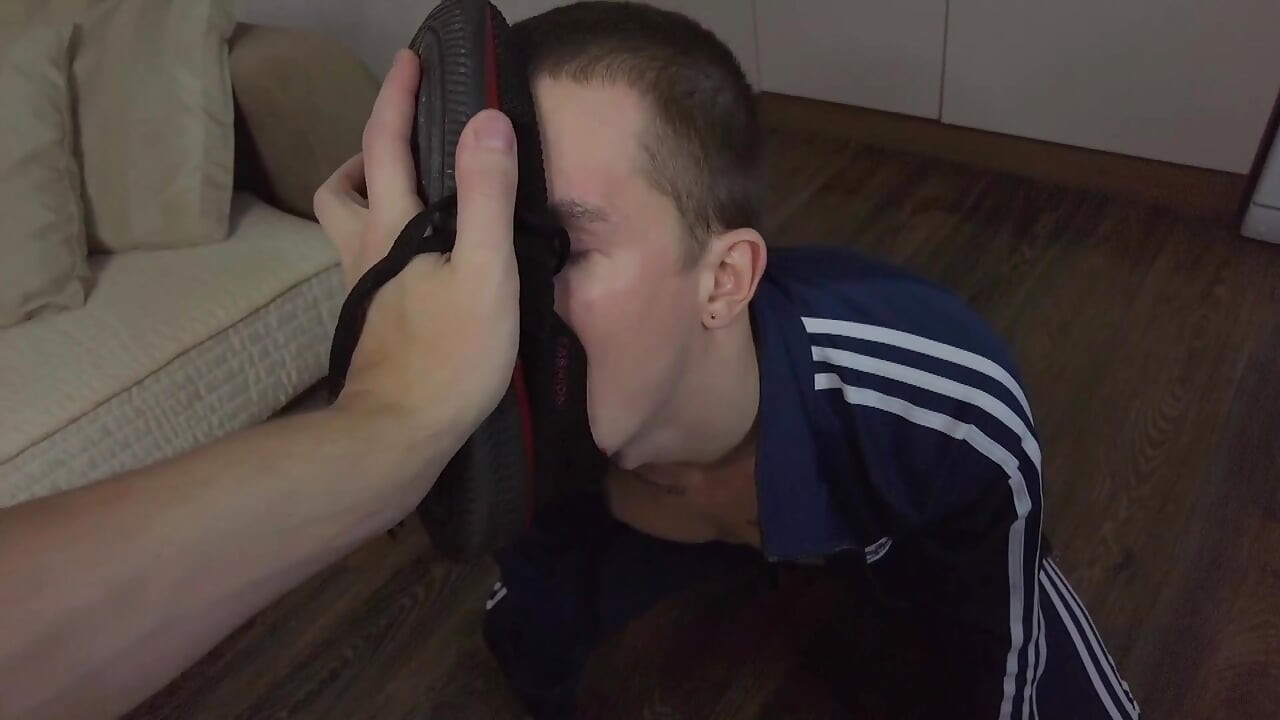 The Guy Roughly Treats a Gay Boy, Fucks Hard and Cums Several Times