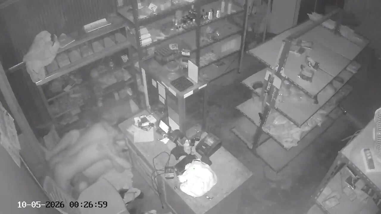 Cheating in a dark place with an ex-girlfriend, it turns out that there is a hidden camera.
