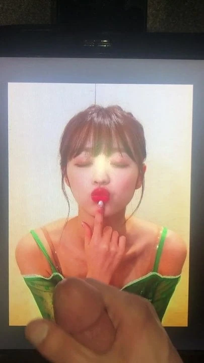 OH MY GIRL YooA cum tribute