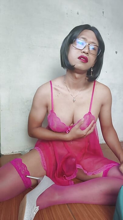 Super Hot Shemale Mitha Zhe Sticks in a Dildo