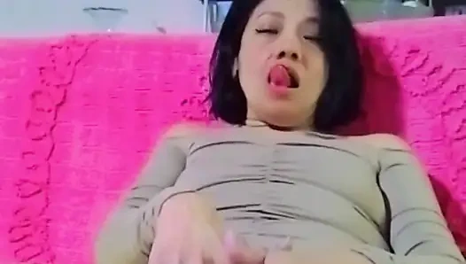 Want to see a hot secretary? Enjoy dulceivanka