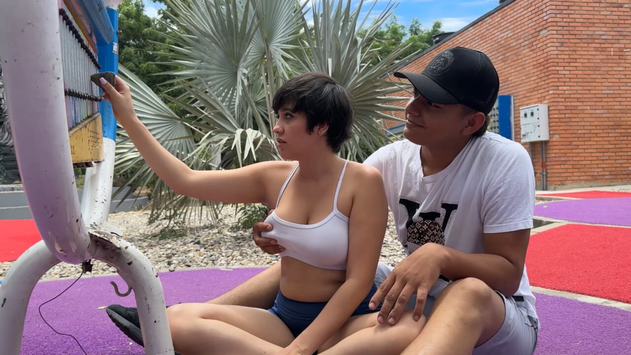 My sexy stepsister asks me to teach her how to play the xylophone but ends up learning how to suck my huge cock.