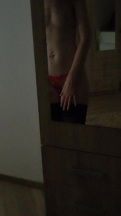 Sexy Striptease, in mirror