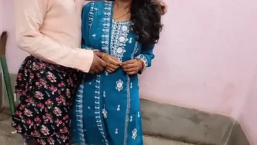 Sexy tante mit seiner kleinen