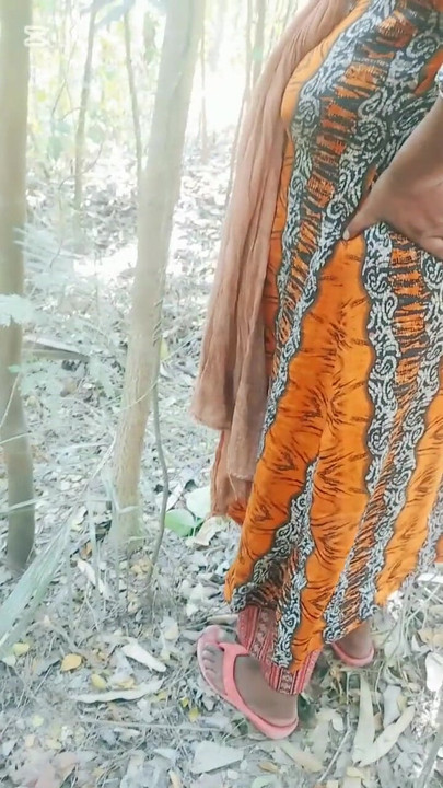 "Üvey anne üvey oğlunun siyah yarağını emiyor"dan unutulmaz bir an.