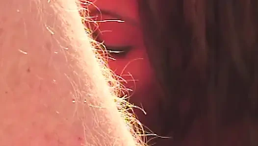 College Geständnisse: Wilder Outdoor-Blowjob