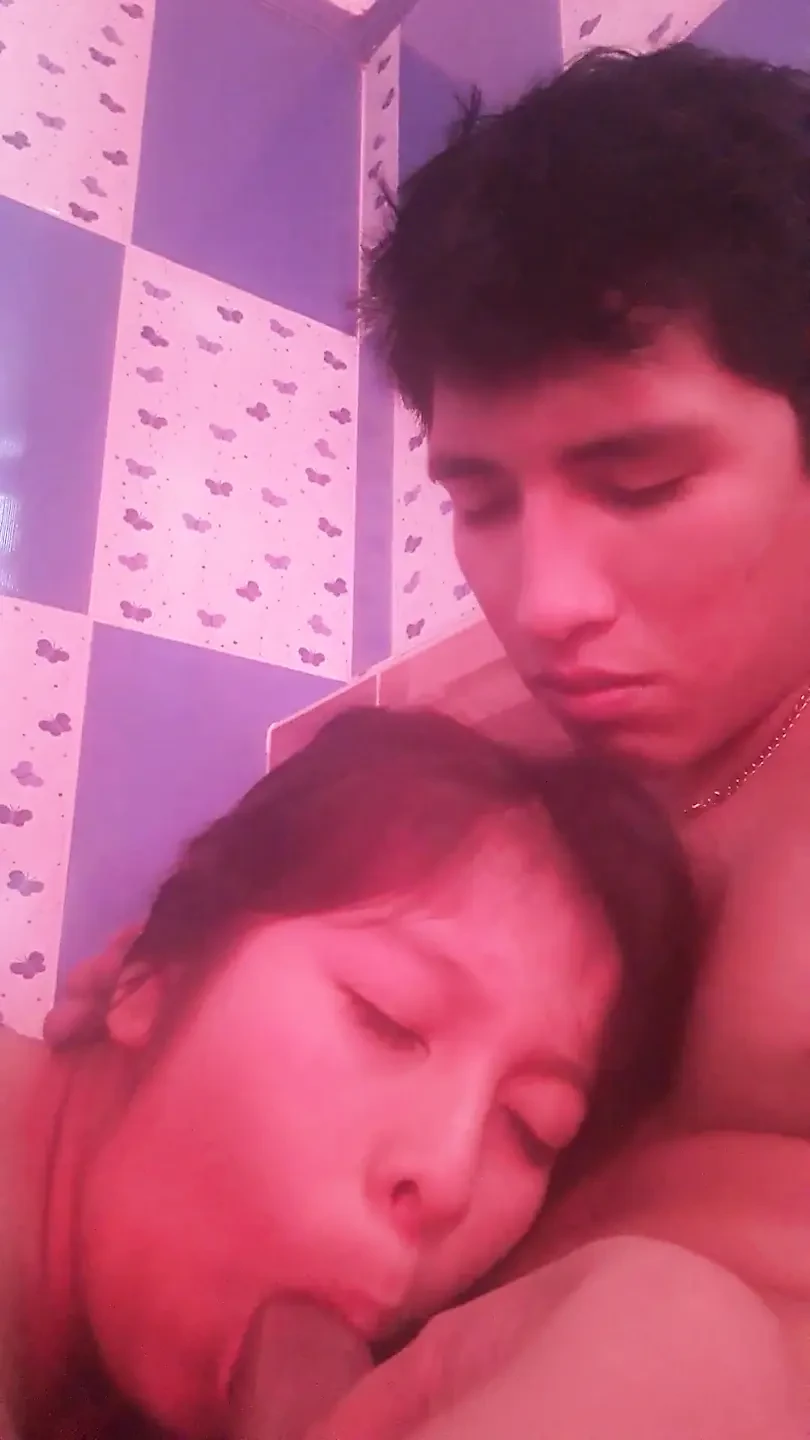 18 años chupando polla por primera vez