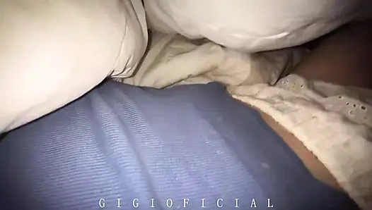 Gençler seks çaldı cyperi#13 beni sik ama cyperi vücuduna boşal