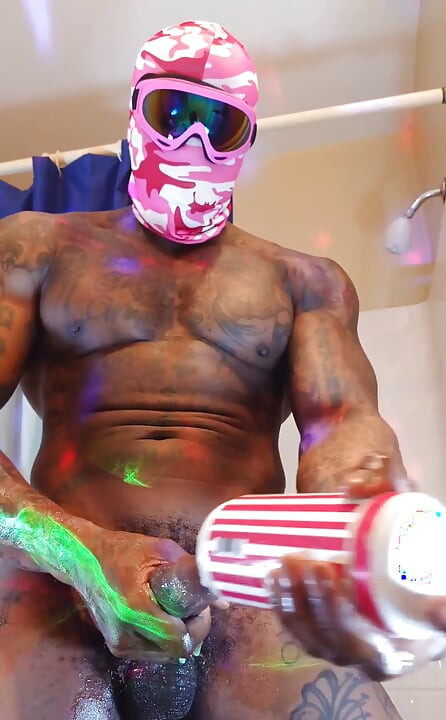 BBC Worship Hallelujah Johnson (Just Another Big Dick For Your Body Count) Tall Dark Chocolate Muscles Tattoos Hairy BBC Hallelu