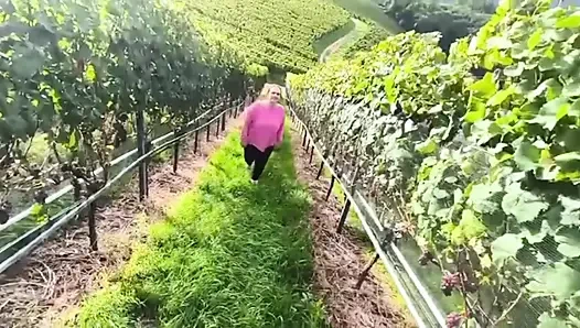 Fierce fuck in the vineyards