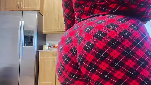 Возбуждение на кухне