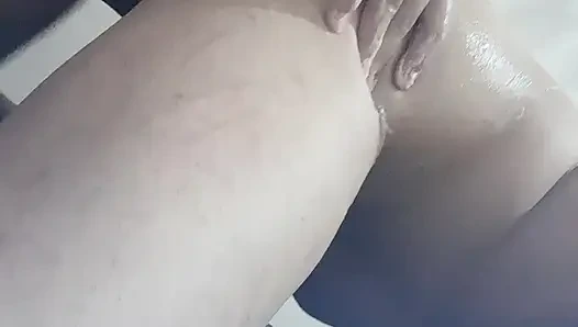 Kocasının götünü yalıyor