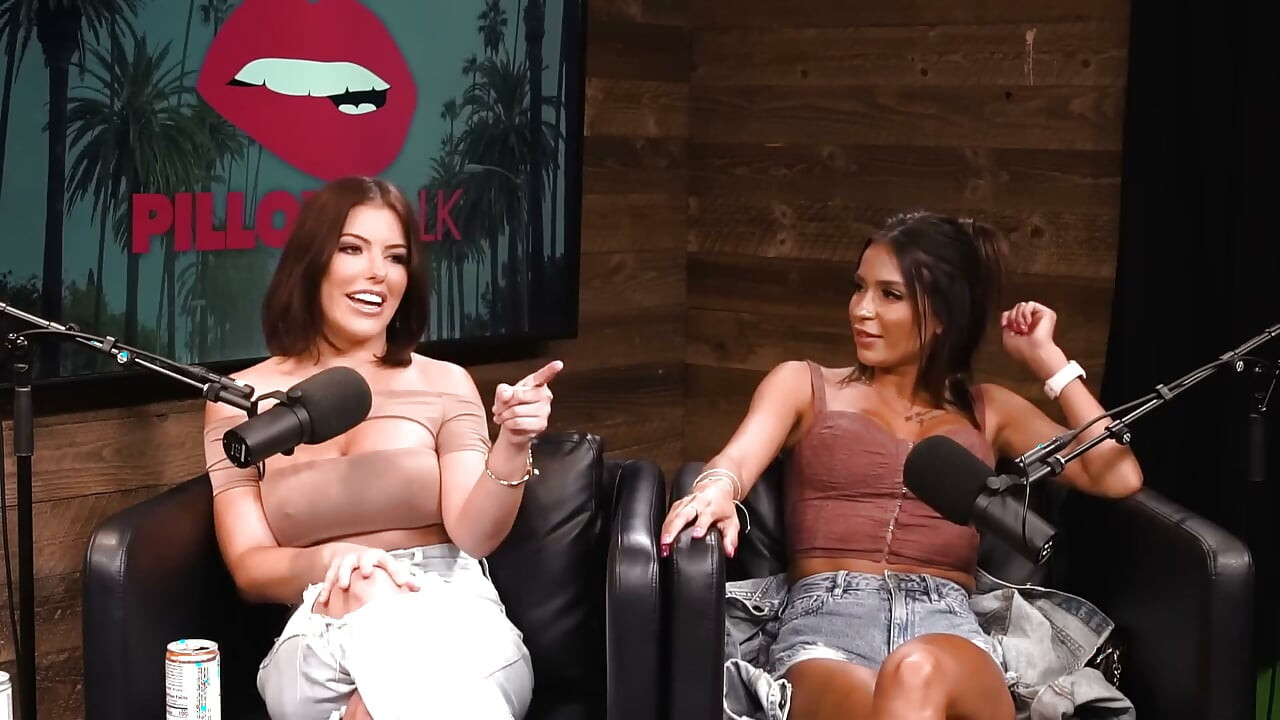 World's #1 Pornstar Adriana Chechik Fucks with Fans