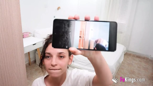 "elena, Your Boyfriend's an Asshole!" Petite Spanish Massy Sweet Teaches Her Friend a Lesson