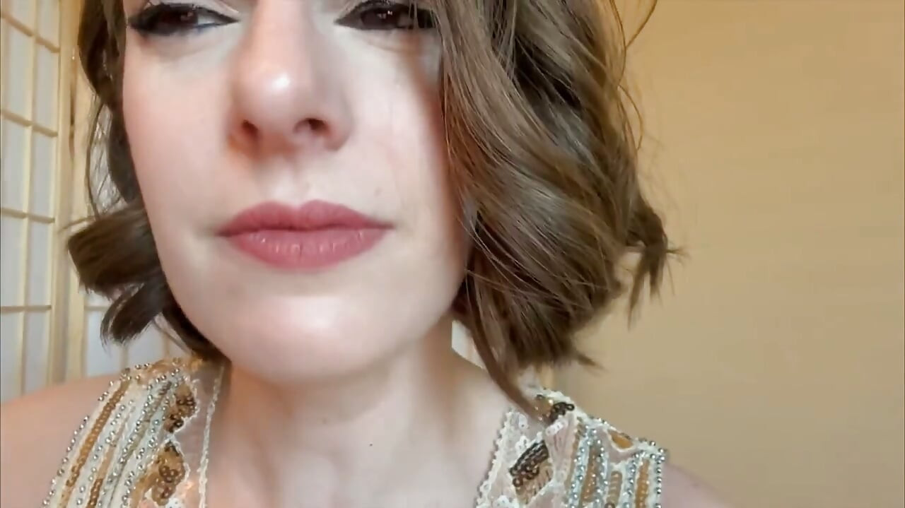 Ivy Wilder's Roaring '20s Burping Fantasy - HD POV Gassy Glamour czeka!