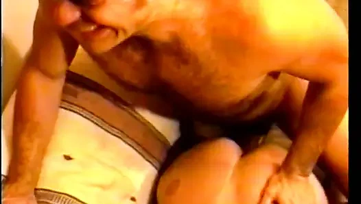 Die charmante brünette lorraine day würde gerne filmstar werden und sie ist bereit, alles zu tun, um ihr erstes casting zu bestehen