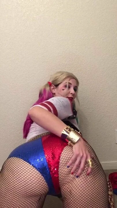 Chelhellbunny Twerk #4