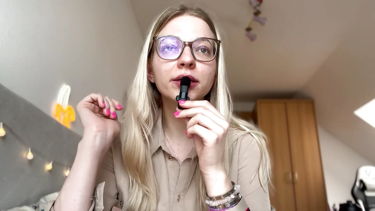Am I Degenerating Men? Femdom